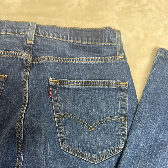 Levi's Blue Bootcut Jeans Classic Style - Picture 2 of 6